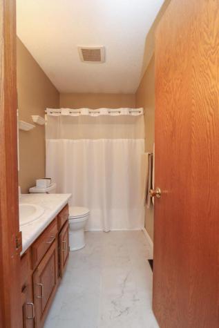 149 Mary Circle North Mankato MN 56003