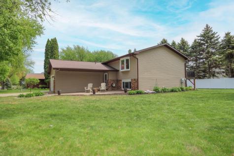 149 Mary Circle North Mankato MN 56003