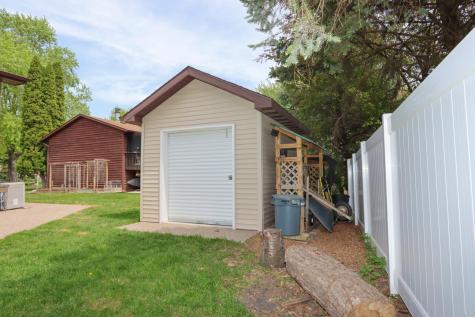 149 Mary Circle North Mankato MN 56003