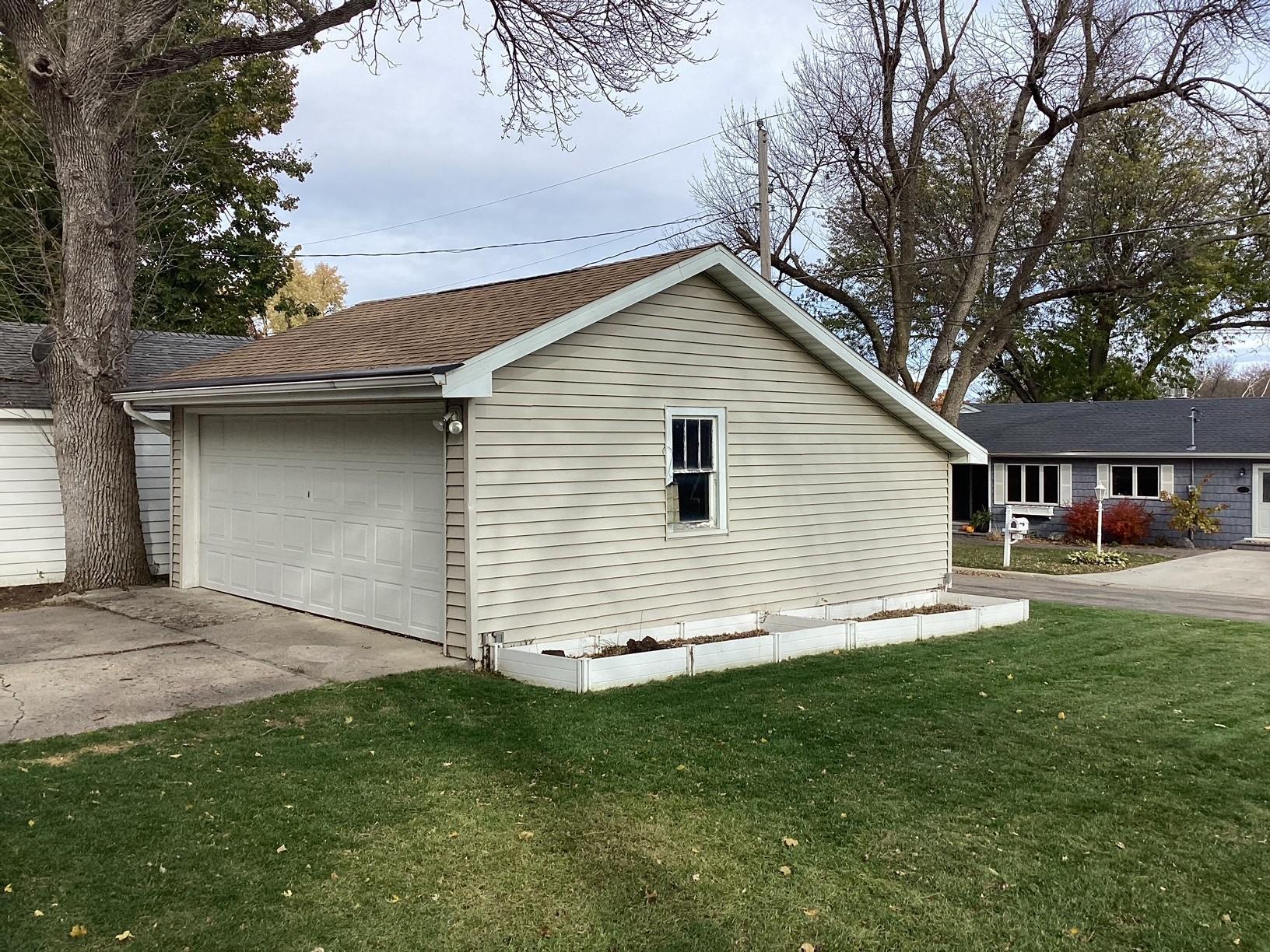 212 Lee Place Albert Lea MN 56007