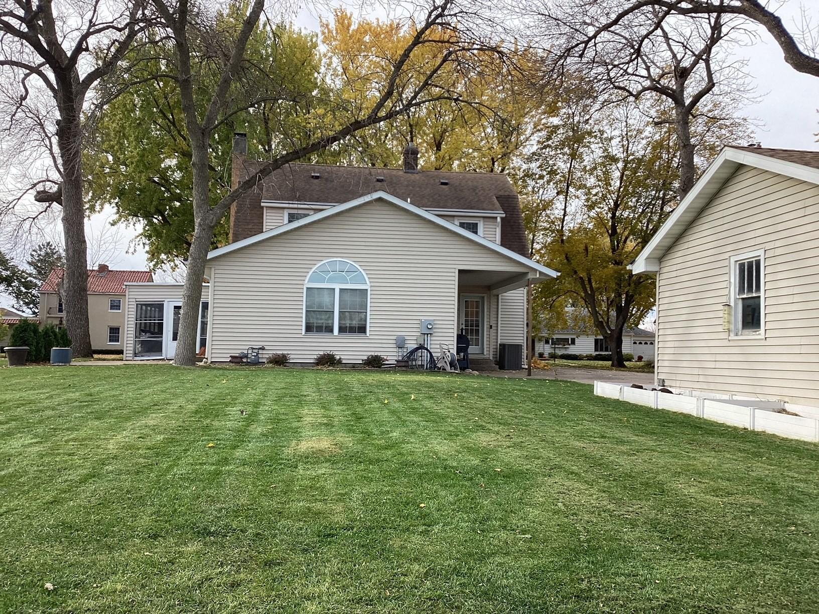 212 Lee Place Albert Lea MN 56007