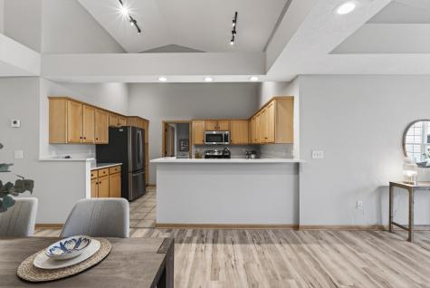 343 Appleblossom Lane E Shakopee MN 55379