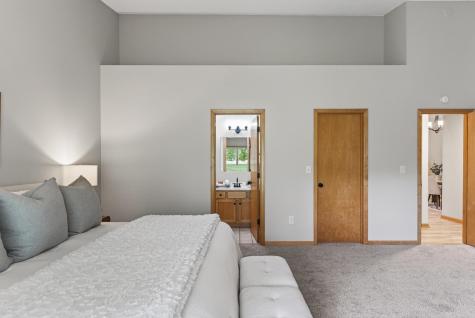 343 Appleblossom Lane E Shakopee MN 55379