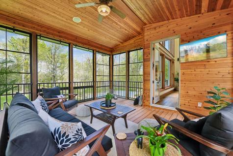 10020 Holloway Farms Road Loretto MN 55357