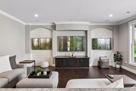 10020 Holloway Farms Road Loretto MN 55357