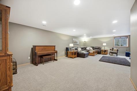 4727 6th Street W West Fargo ND 58078