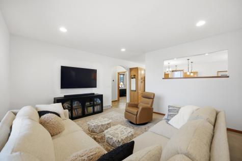 4727 6th Street W West Fargo ND 58078