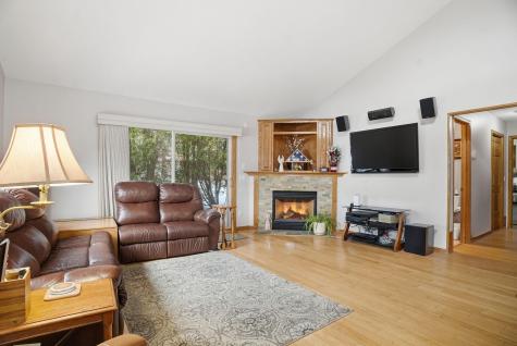 732 E Nicollet Boulevard Burnsville MN 55337