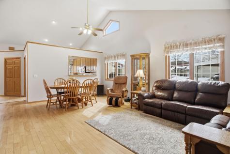 732 E Nicollet Boulevard Burnsville MN 55337