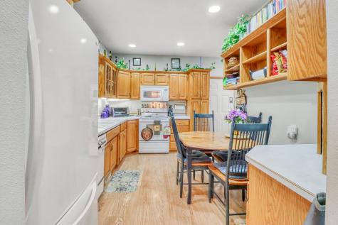 2709 30th Avenue S Fargo ND 58103
