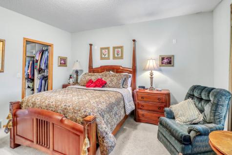 2709 30th Avenue S Fargo ND 58103