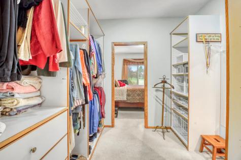 2709 30th Avenue S Fargo ND 58103