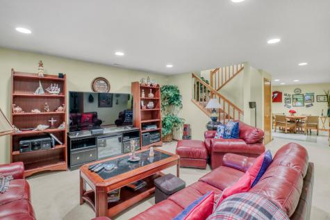 2709 30th Avenue S Fargo ND 58103