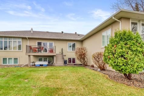 2709 30th Avenue S Fargo ND 58103