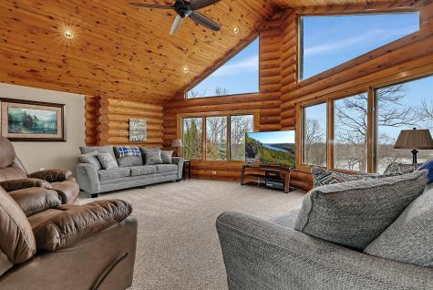 20368 Edgehill Circle Richmond MN 56368