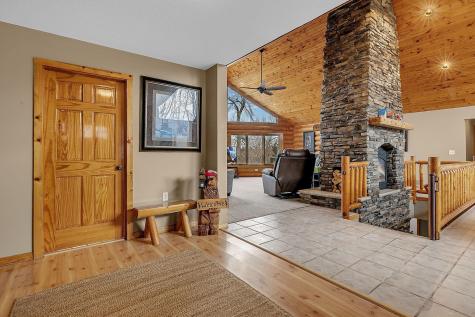 20368 Edgehill Circle Richmond MN 56368