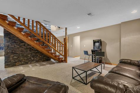 20368 Edgehill Circle Richmond MN 56368