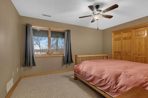 20368 Edgehill Circle Richmond MN 56368