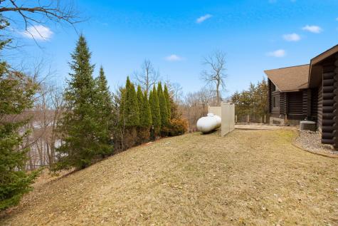 20368 Edgehill Circle Richmond MN 56368