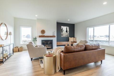 8327 59 Street S Horace ND 58047