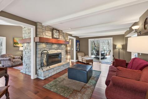 19055 Ridgewood Road Deephaven MN 55391