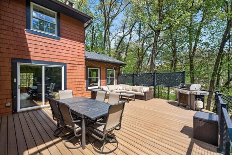 19055 Ridgewood Road Deephaven MN 55391