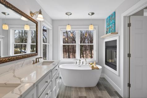 19055 Ridgewood Road Deephaven MN 55391