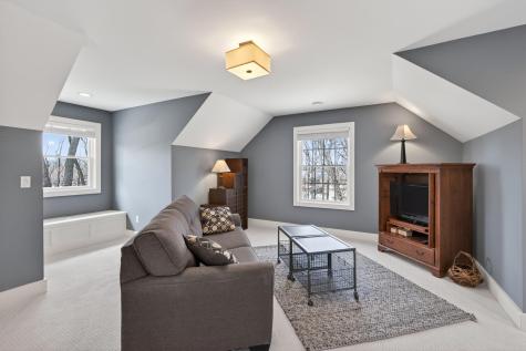 19055 Ridgewood Road Deephaven MN 55391