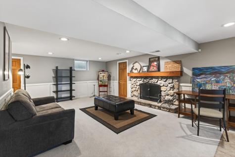 19055 Ridgewood Road Deephaven MN 55391