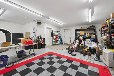 19055 Ridgewood Road Deephaven MN 55391