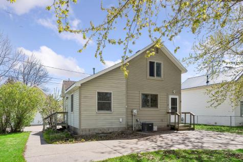 203 John Avenue N Cologne MN 55322