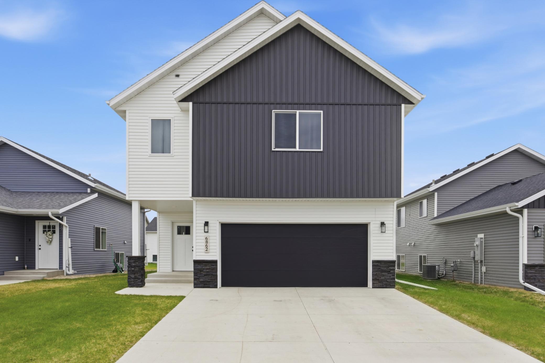 6862 Thomas Street Horace ND 58047