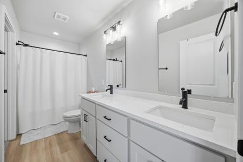 6862 Thomas Street Horace ND 58047