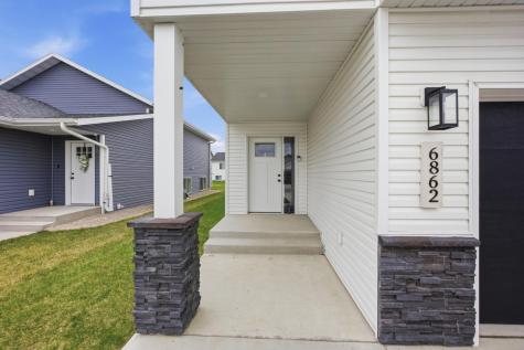 6862 Thomas Street Horace ND 58047