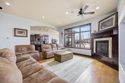 16496 42nd Street SE Mapleton ND 58059