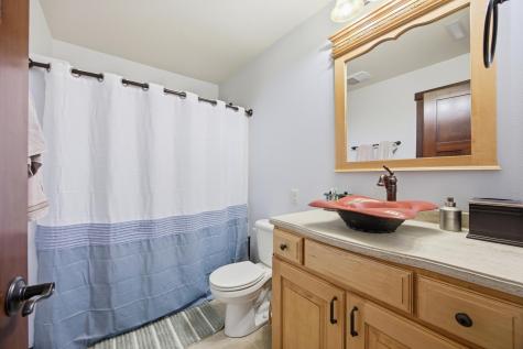 16496 42nd Street SE Mapleton ND 58059