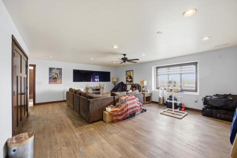 16496 42nd Street SE Mapleton ND 58059