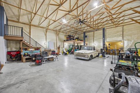 16496 42nd Street SE Mapleton ND 58059