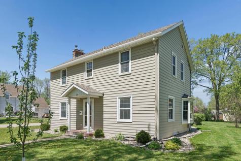 825 14th Street E Glencoe MN 55336