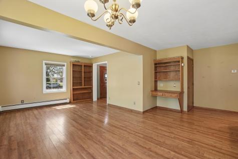 825 14th Street E Glencoe MN 55336