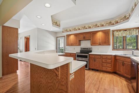 825 14th Street E Glencoe MN 55336