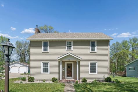 825 14th Street E Glencoe MN 55336