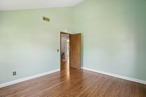 825 14th Street E Glencoe MN 55336