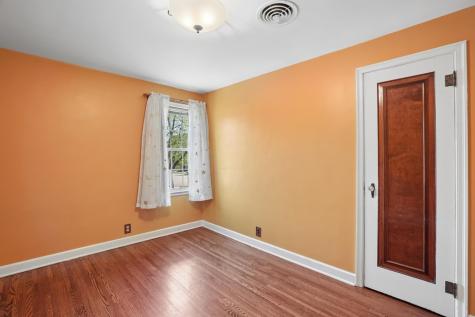 825 14th Street E Glencoe MN 55336