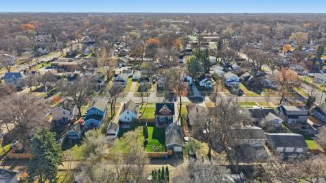 1529 4th Avenue S Fargo ND 58103