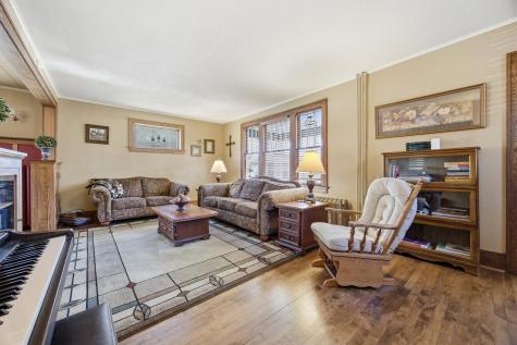 1529 4th Avenue S Fargo ND 58103