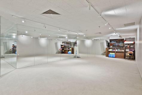 110 Bank Street SE Minneapolis MN 55414
