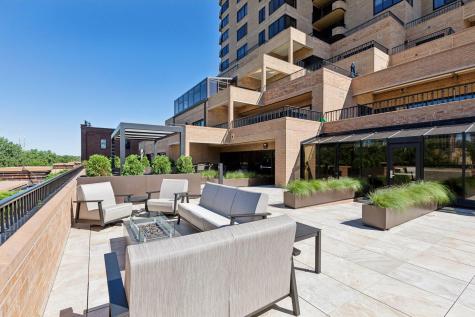 110 Bank Street SE Minneapolis MN 55414