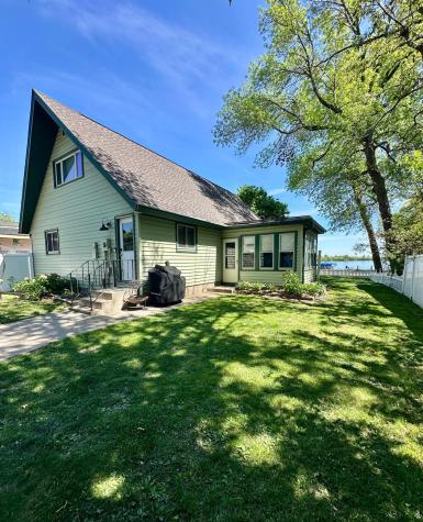1431 Hiawatha Avenue Big Lake MN 55309