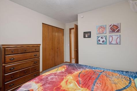 1603 Raindrop Drive Eagan MN 55121